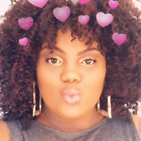 dominique_m32
